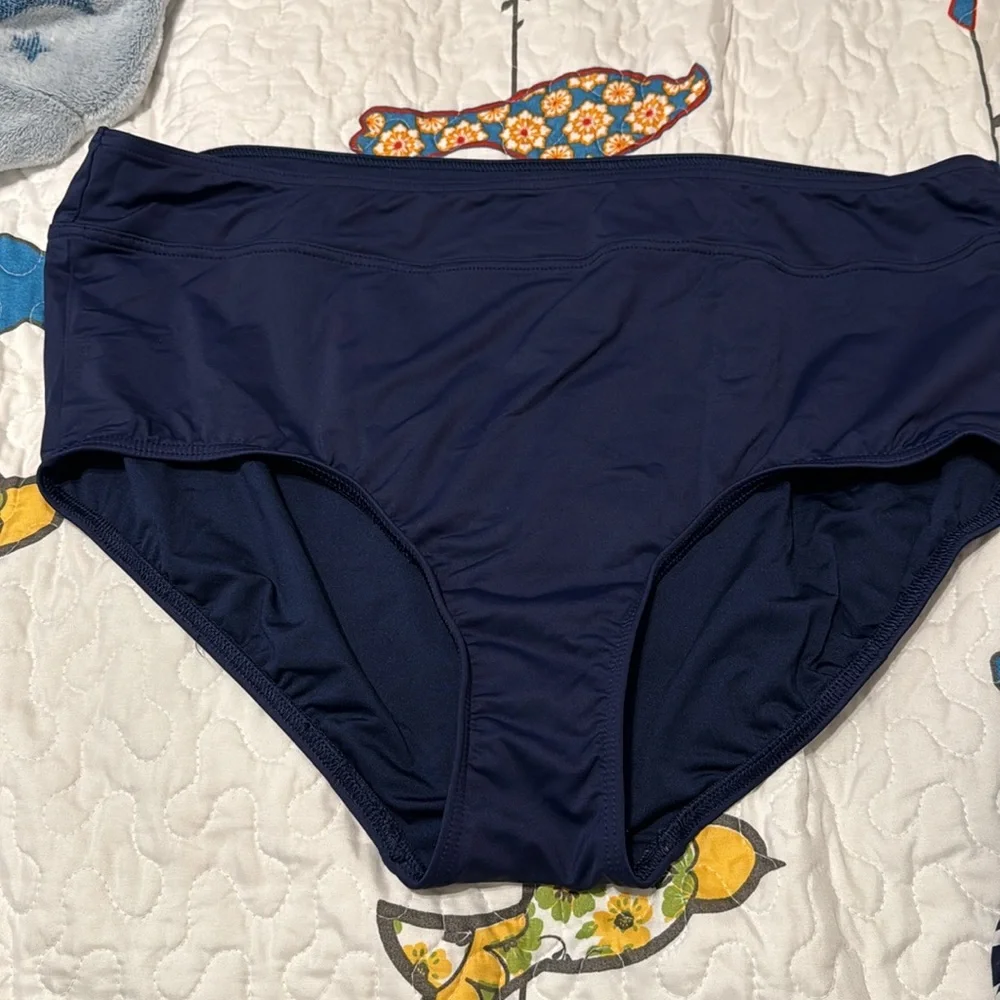 Lands End 18W Swimsuit - Picture 3 of 7